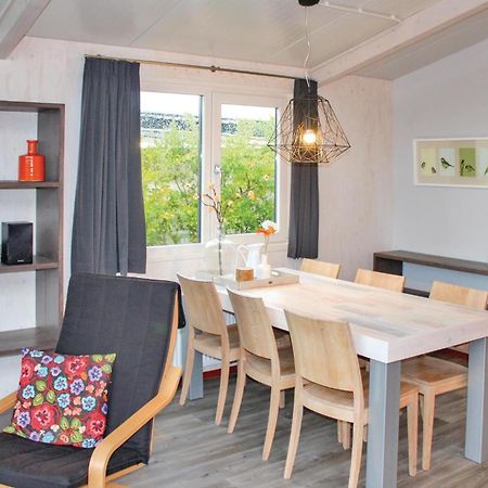 Nice Home In Sint-Annaland With Sauna Exteriör bild